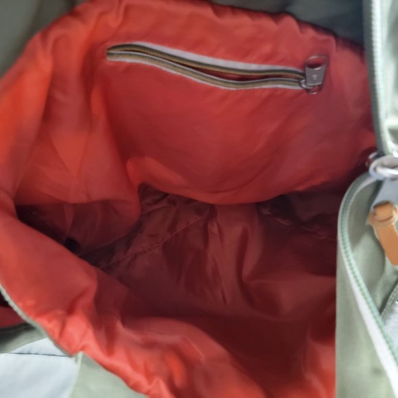 Poler Camp Vibes Duffel Shoulder Bag Convertible Backpack Outdoors Hiking - Picture 6 of 10